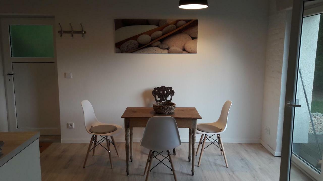 Cottage Am Wald Bei Berlin Фалкензее Екстериор снимка